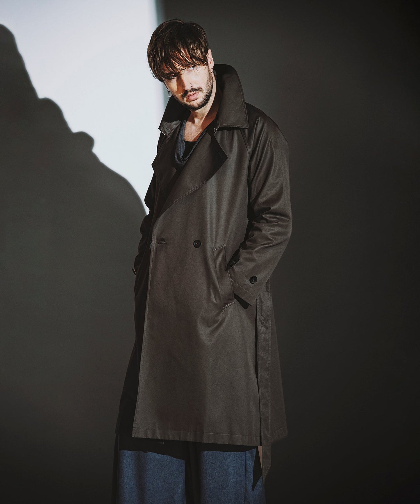 GRAY Model:H182cm