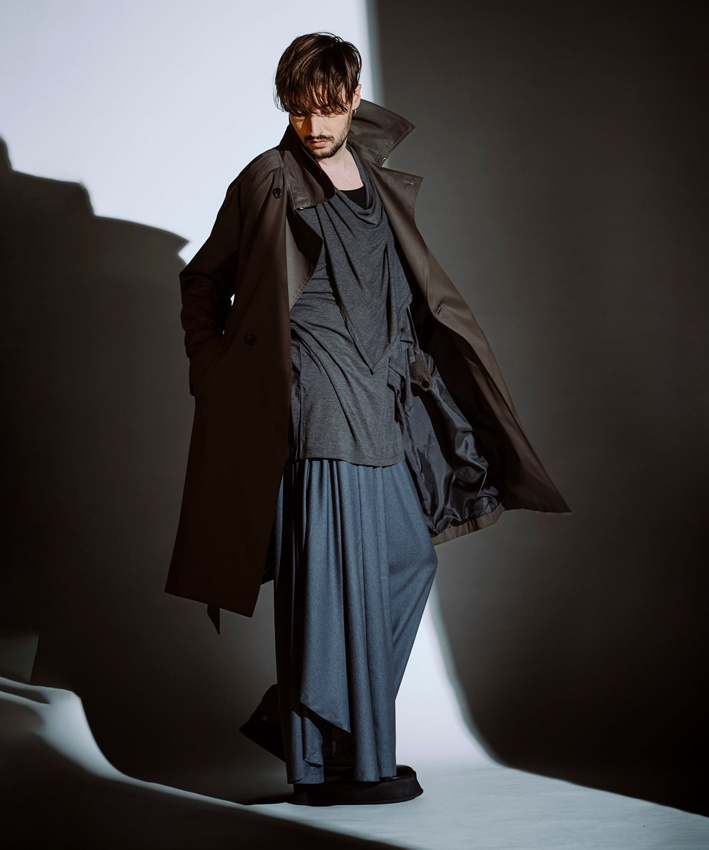 GRAY Model:H182cm