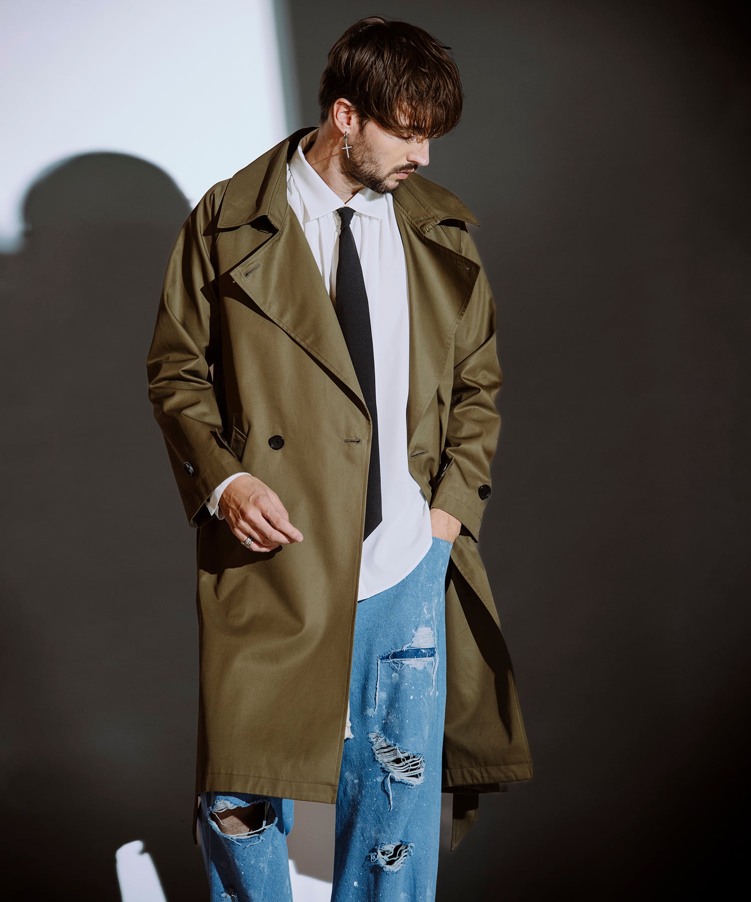KHAKI Model:H182cm