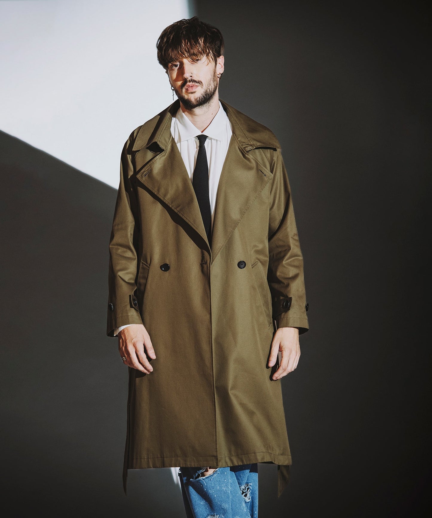 KHAKI Model:H182cm