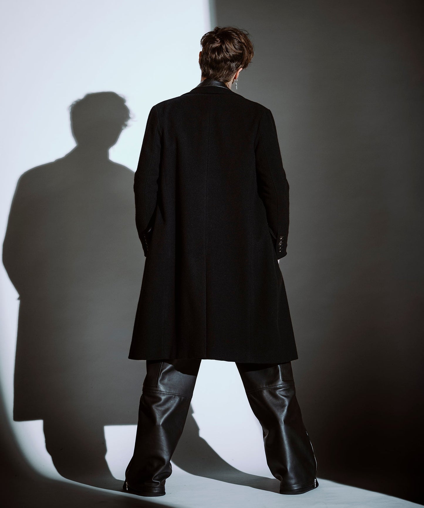 BLACK Model:H182cm