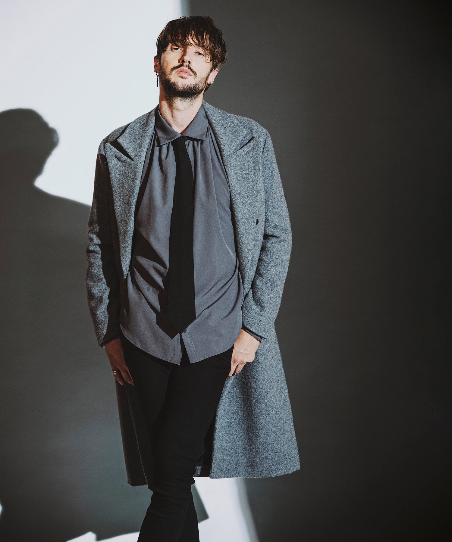 GRAY Model:H182cm