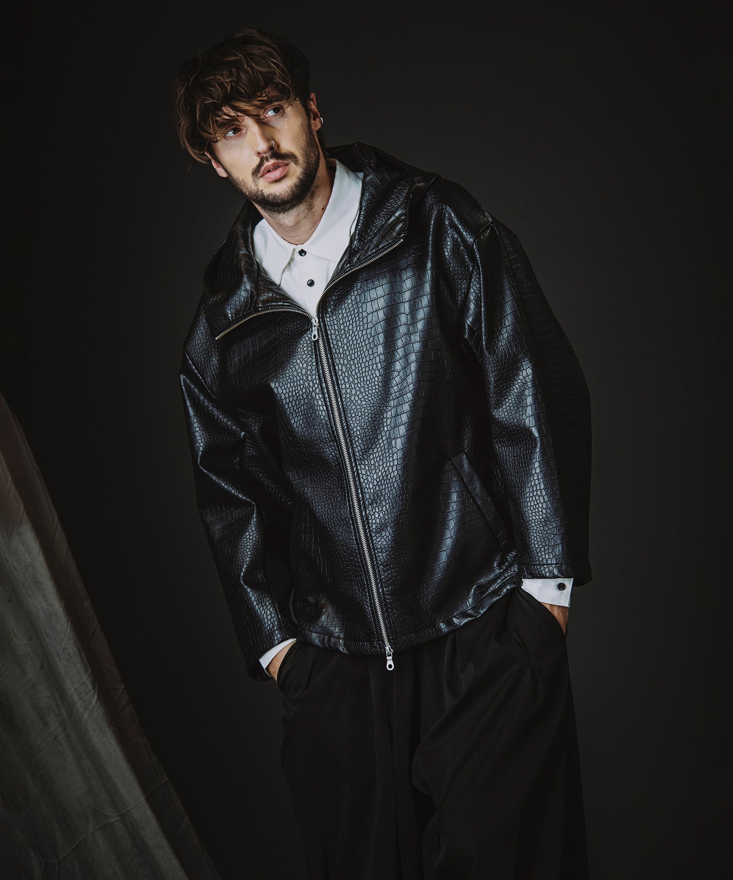 シンセティックレザーBIGフーデッドBLZ