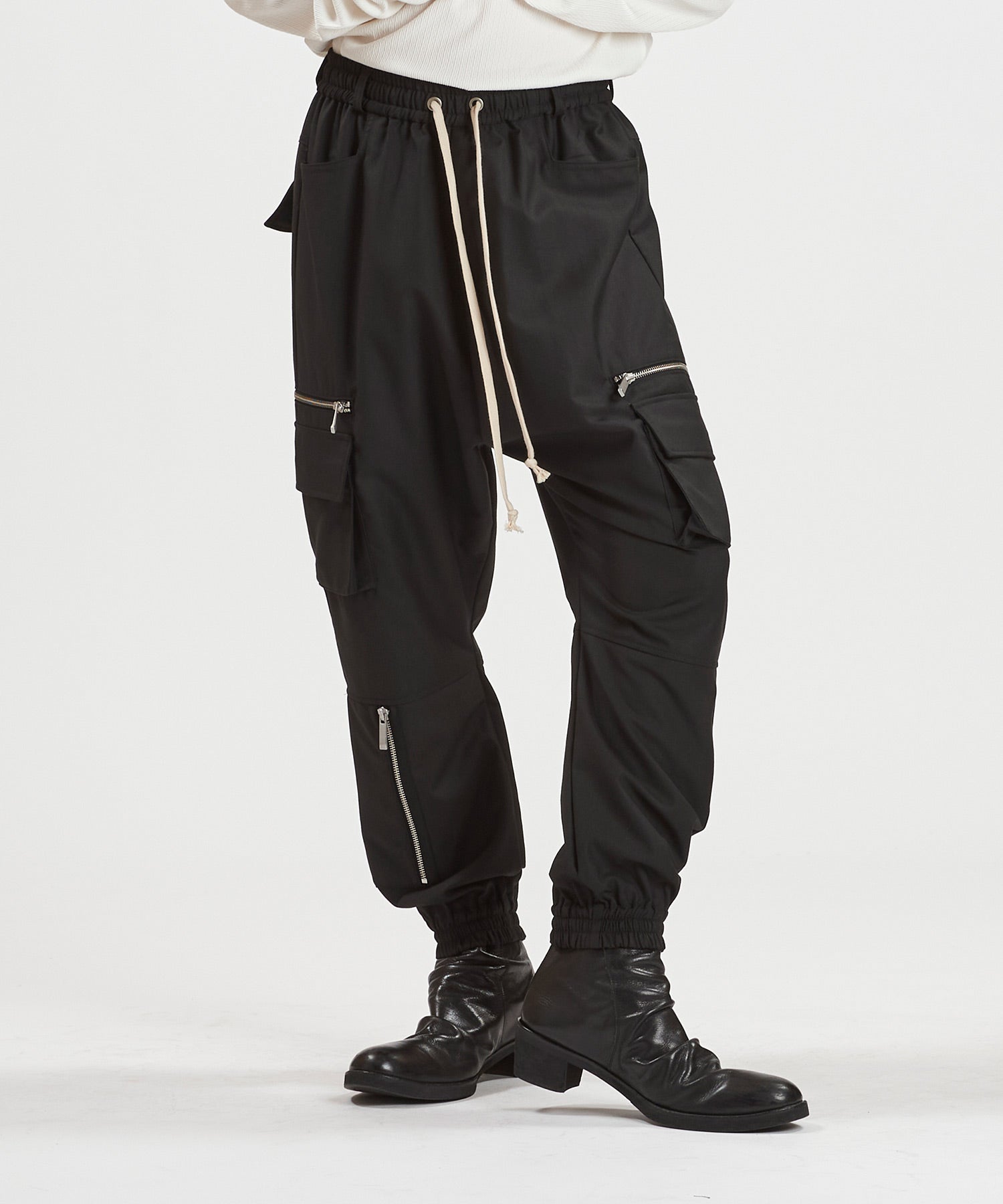 マルチポケットサルエルカーゴジョガーPT