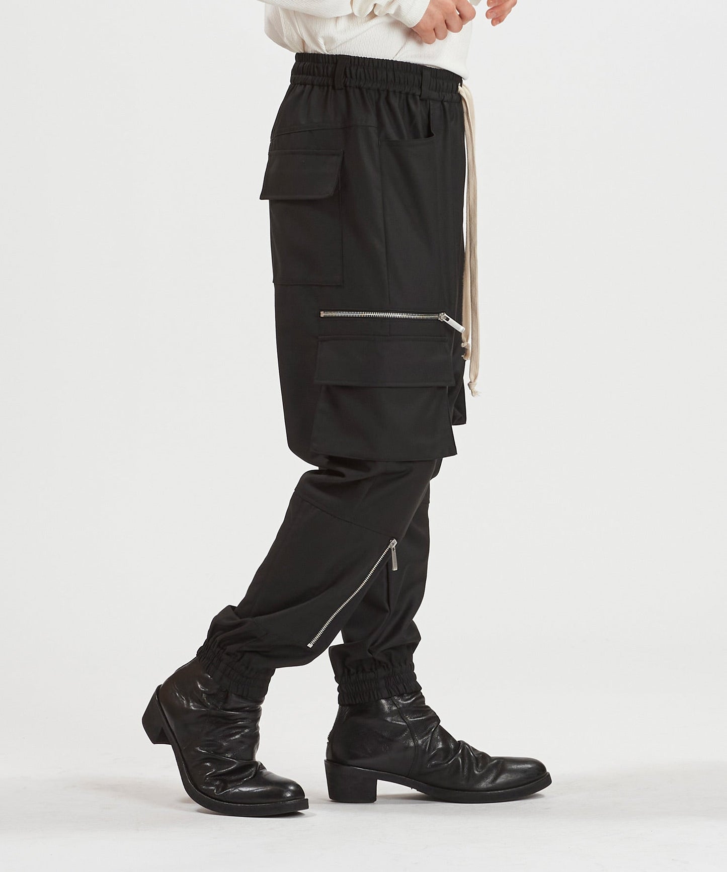 マルチポケットサルエルカーゴジョガーPT