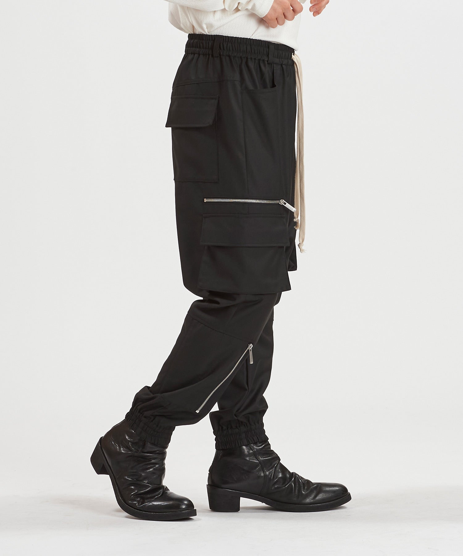 マルチポケットサルエルカーゴジョガーPT