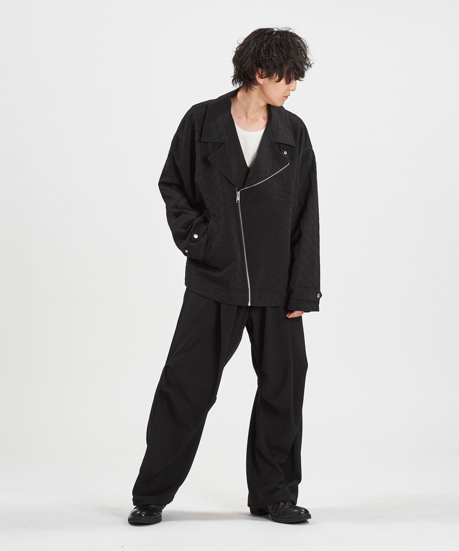 PATTERN1 Model:H169cm