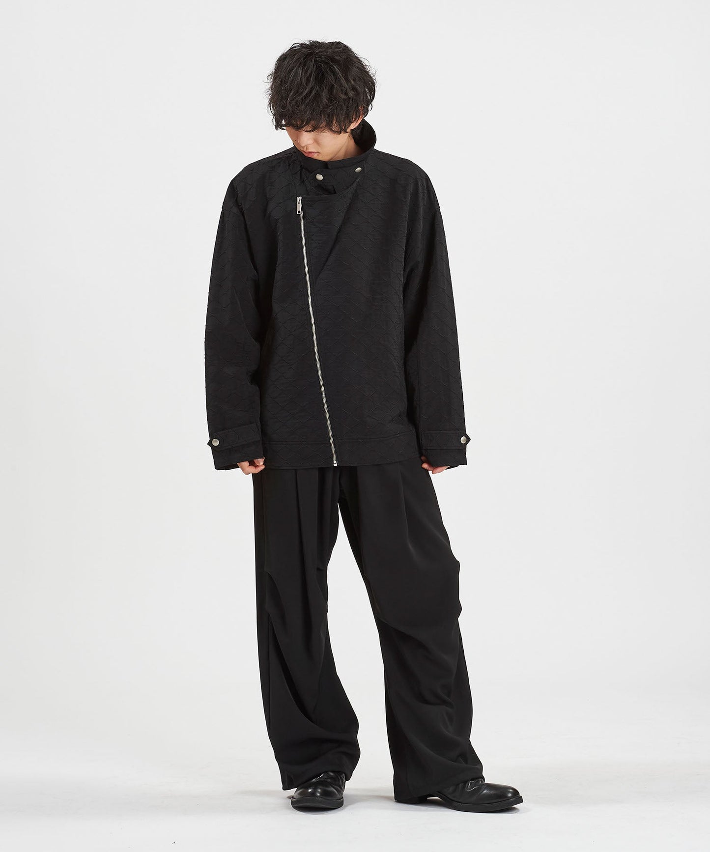 PATTERN1 Model:H169cm