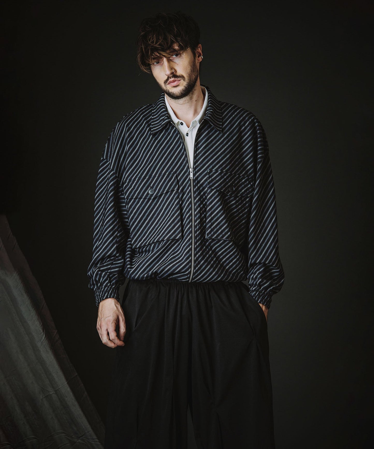 ストライプ Model:H182cm