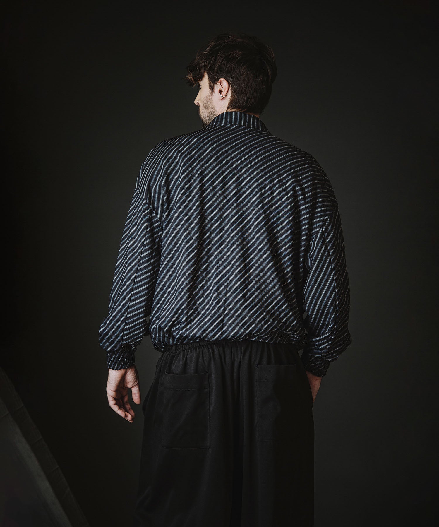 ストライプ Model:H182cm