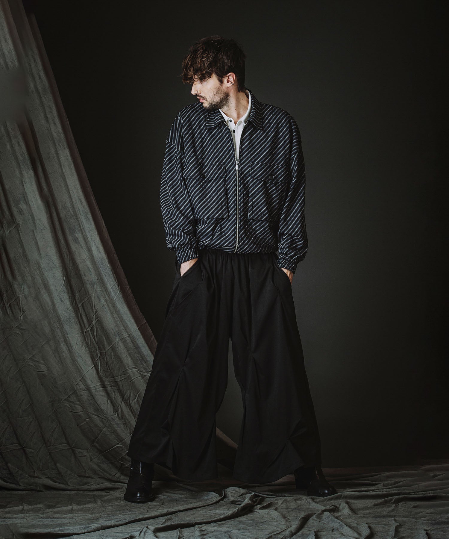 ストライプ Model:H182cm