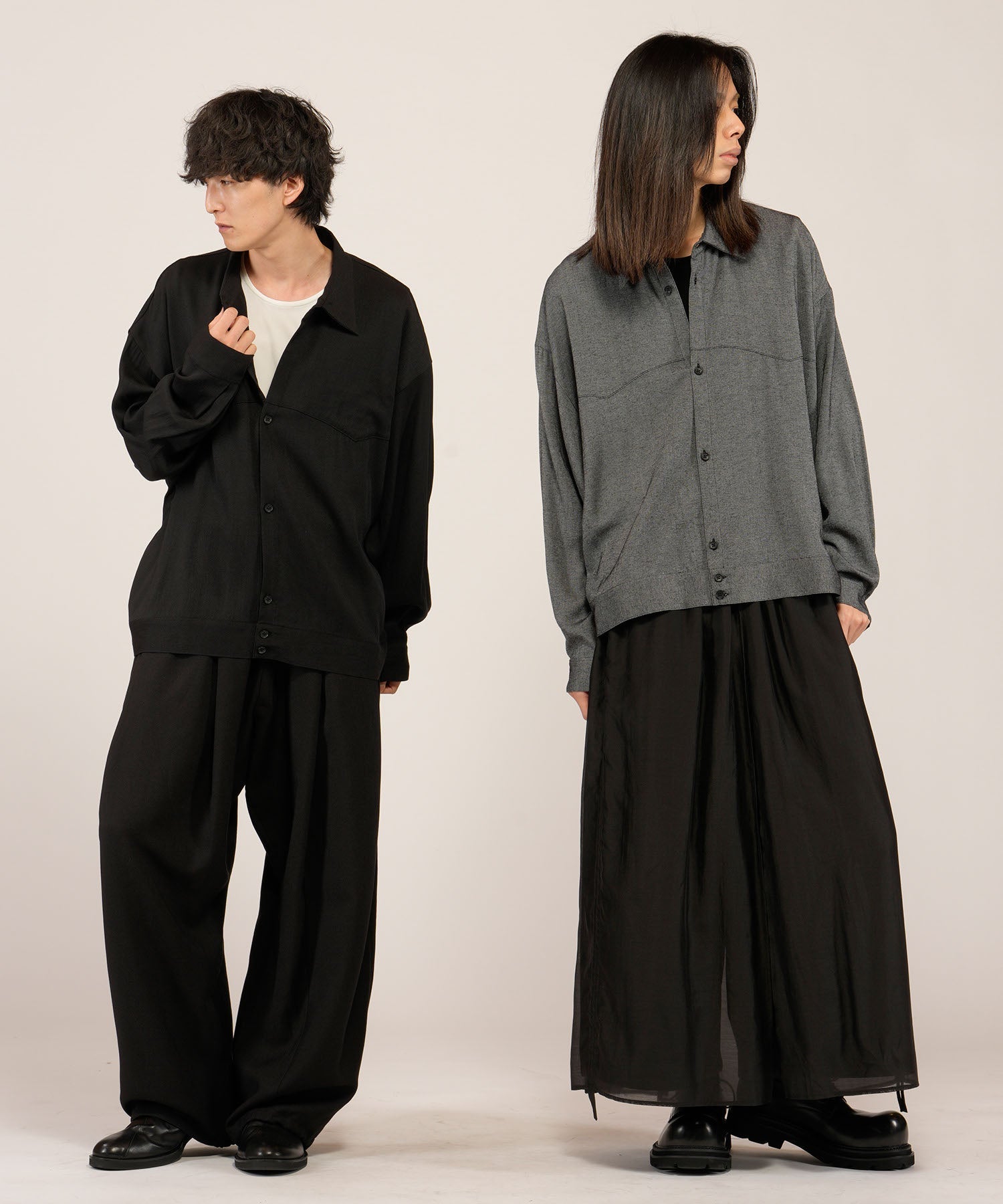 BLACK Model:H169cm / MIX Model:H180cm