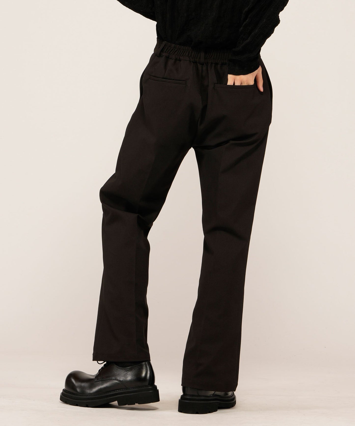 ワイドレッグトラウザーズ