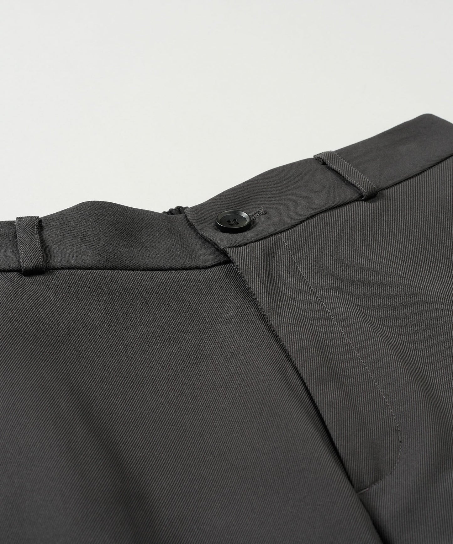 ワイドレッグトラウザーズ