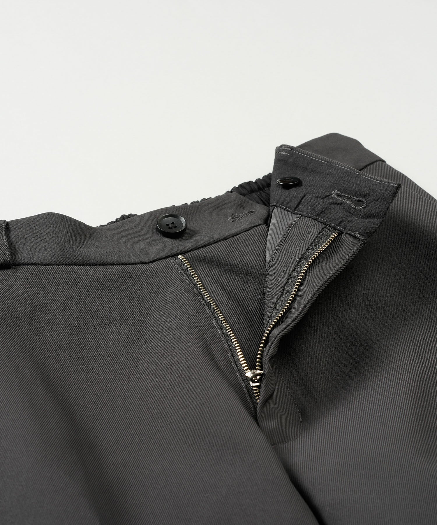 ワイドレッグトラウザーズ