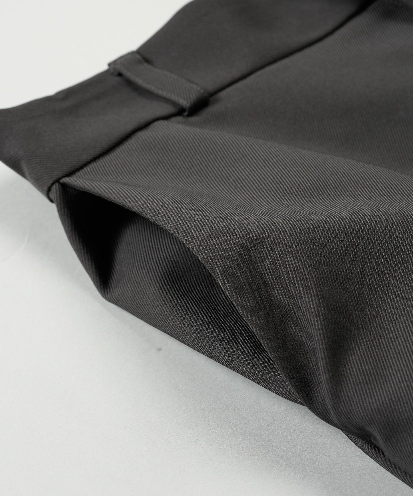 ワイドレッグトラウザーズ