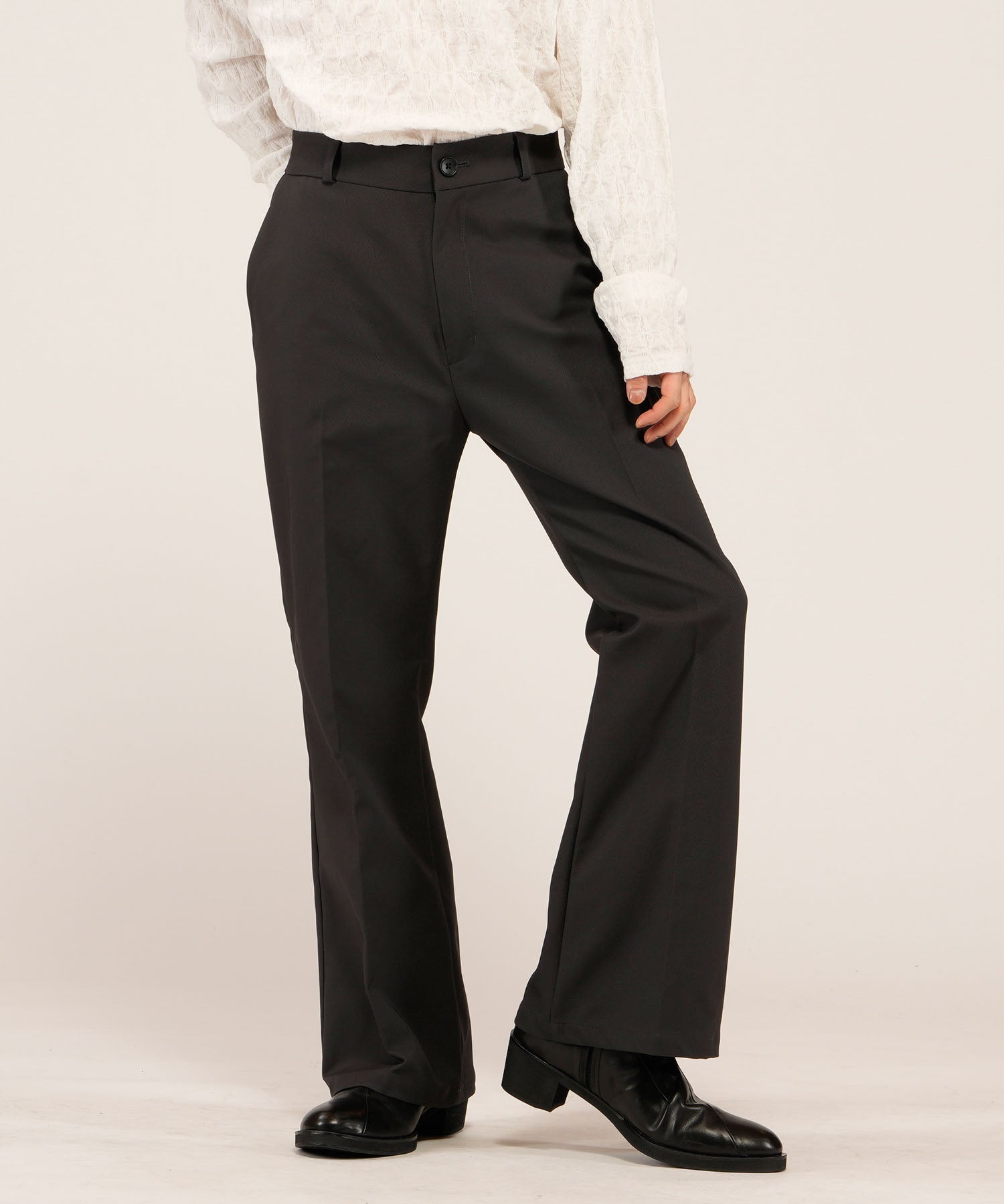 ワイドレッグトラウザーズ