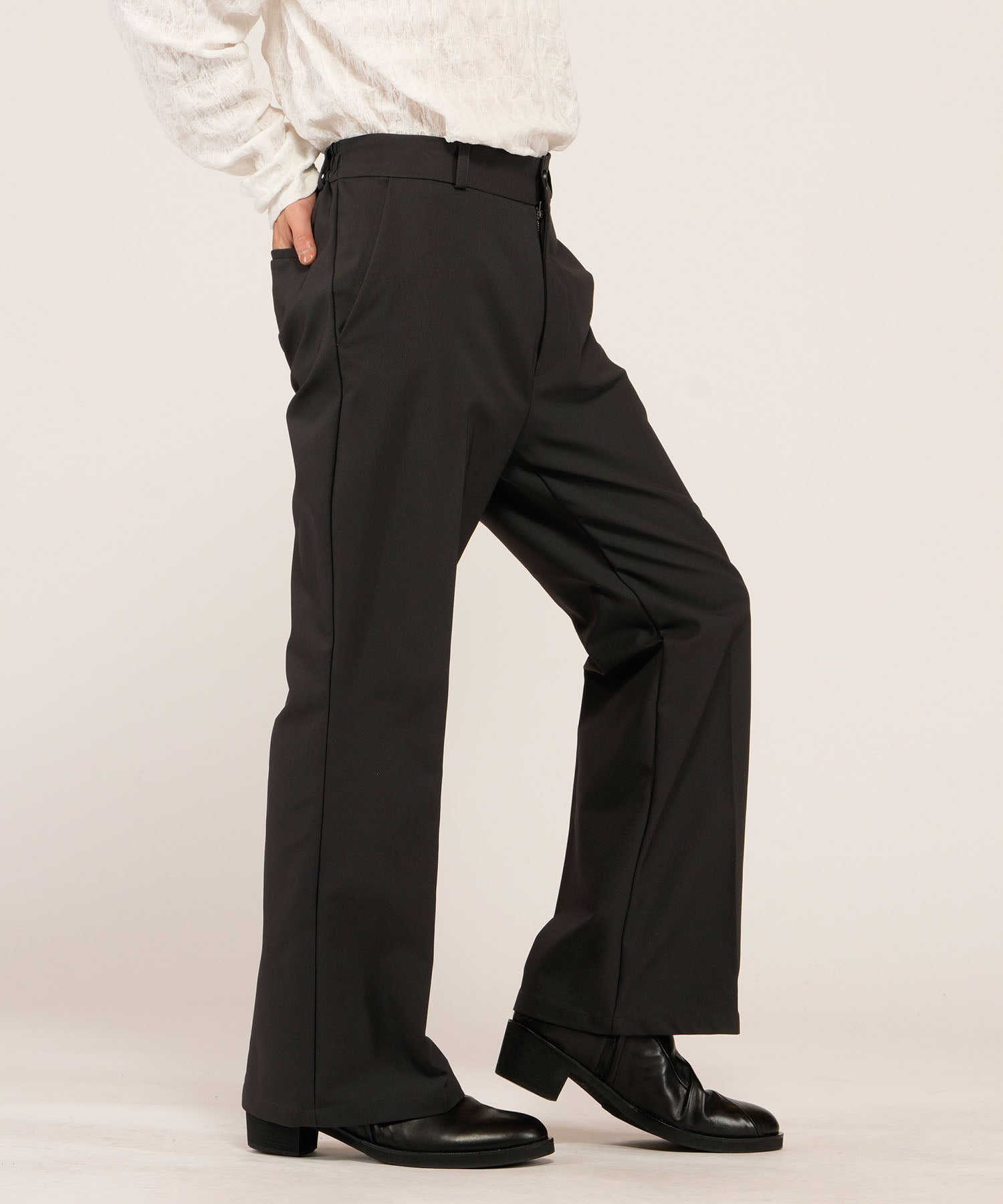 ワイドレッグトラウザーズ