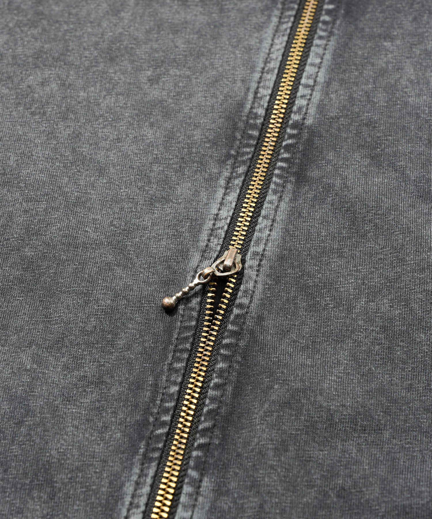 レイヤードZIP BIG-T