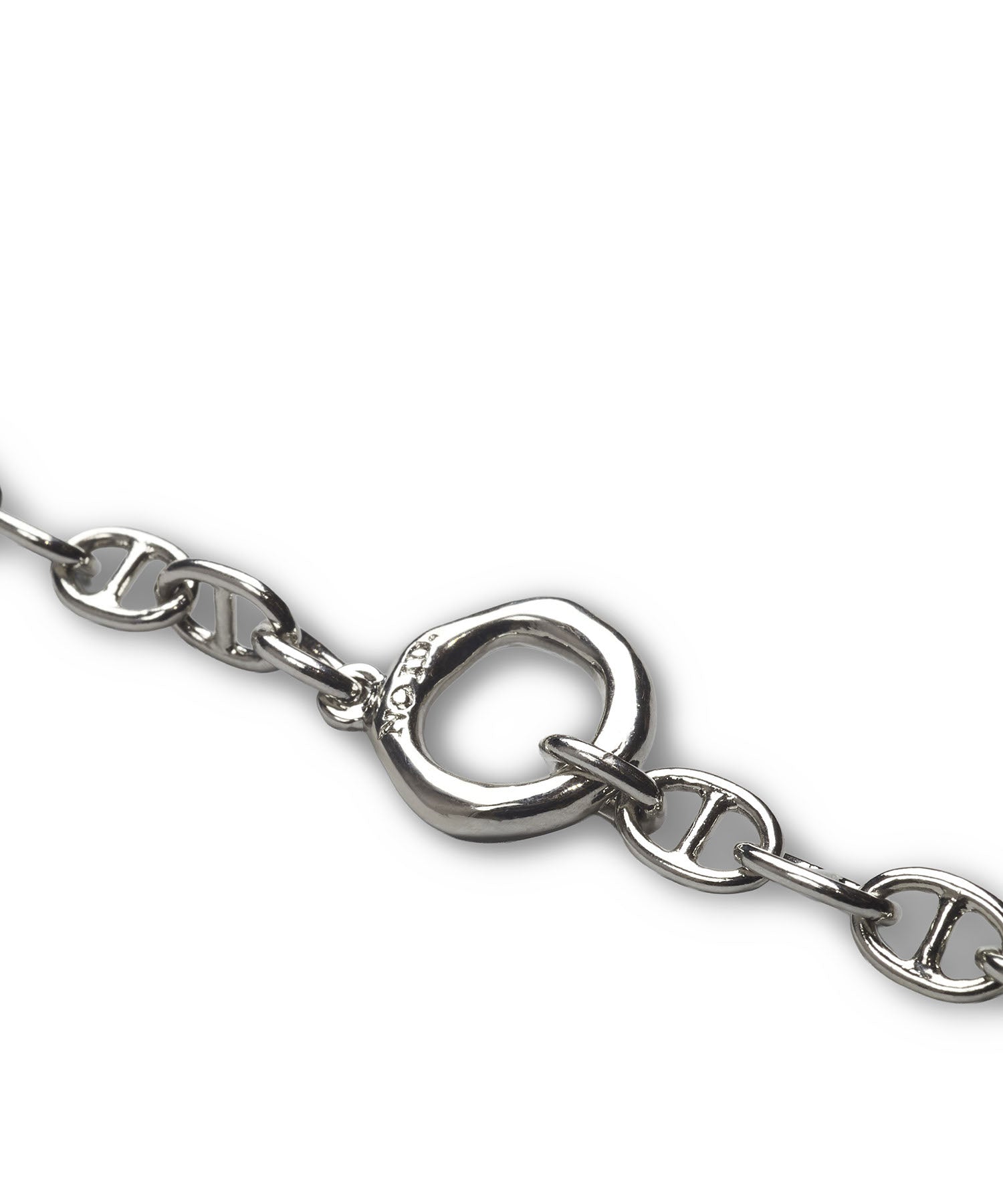 クレッシェンドネックレス