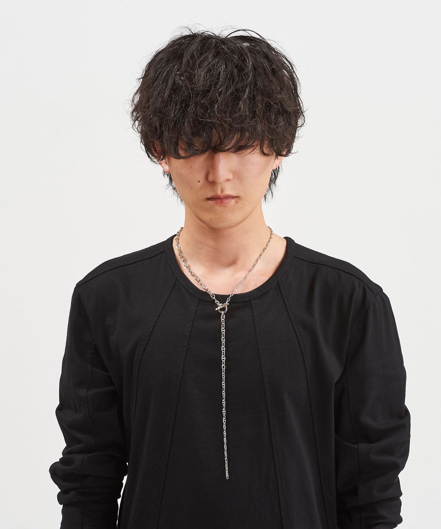 クレッシェンドネックレス