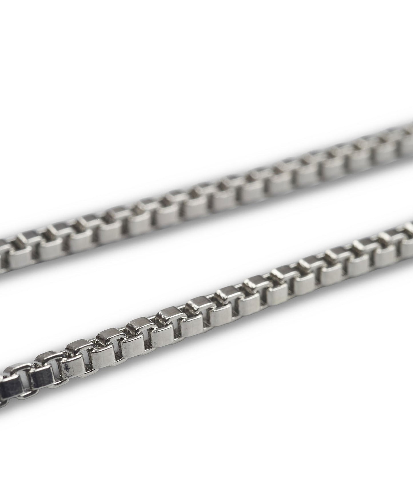 メタルループタイ