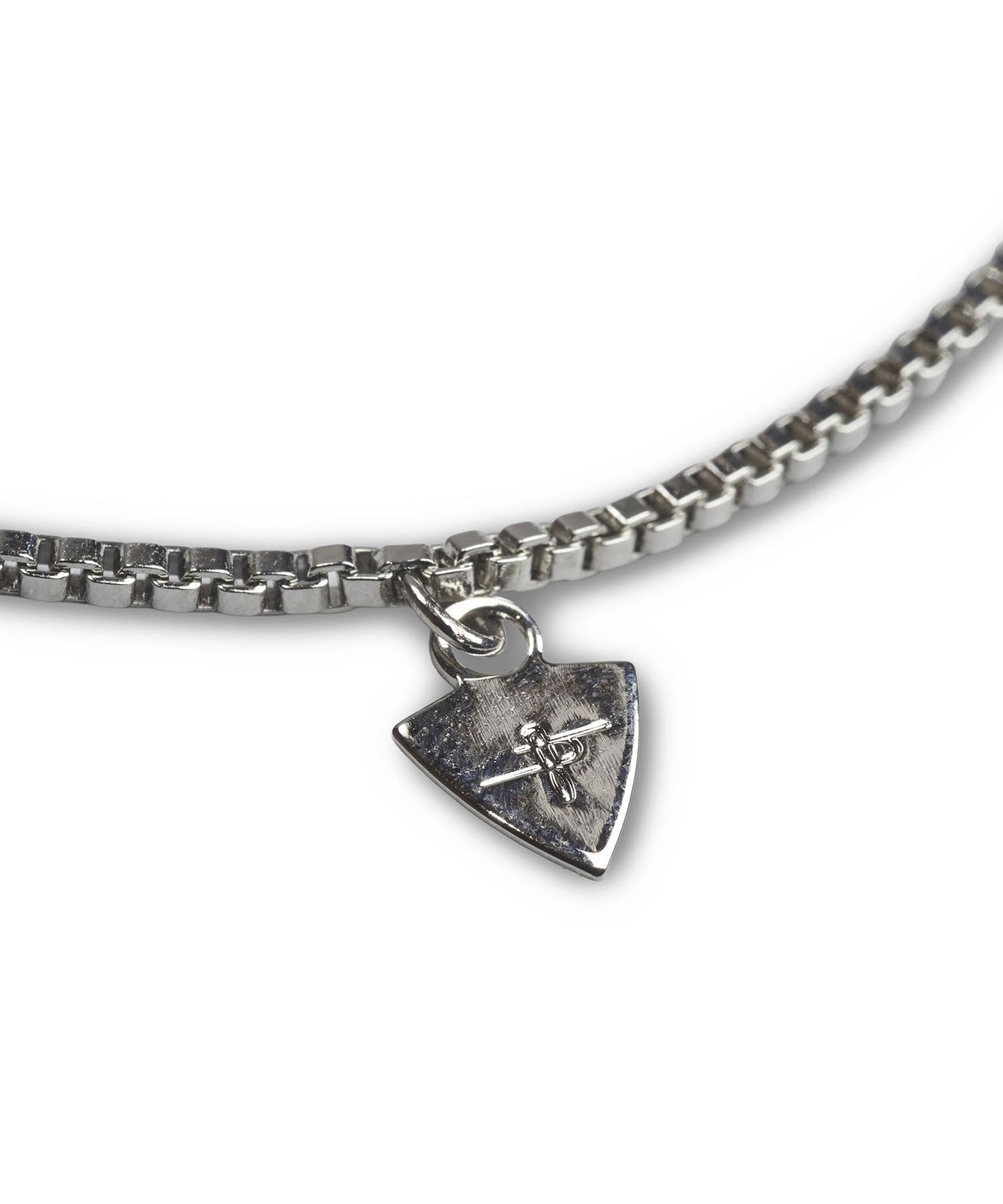 メタルループタイ