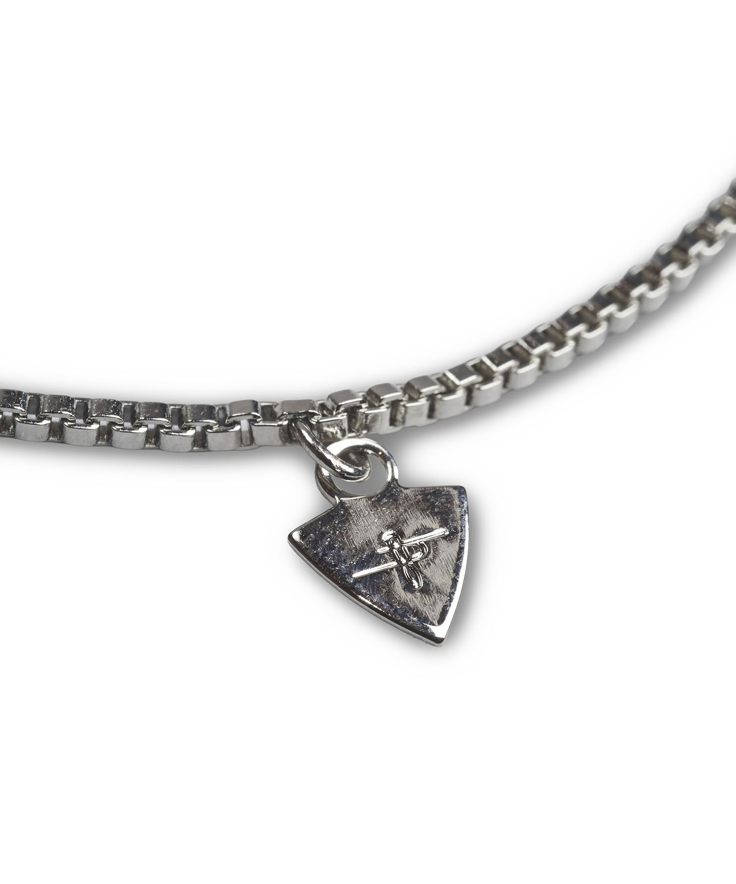 メタルループタイ