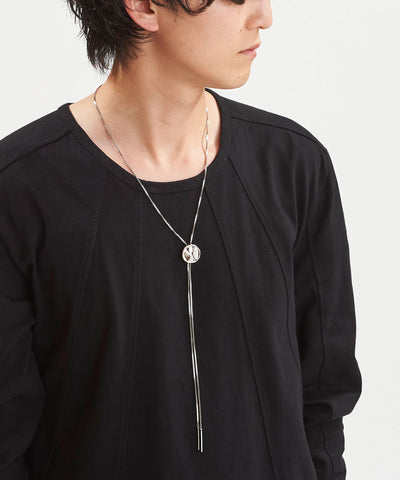 メタルループタイ