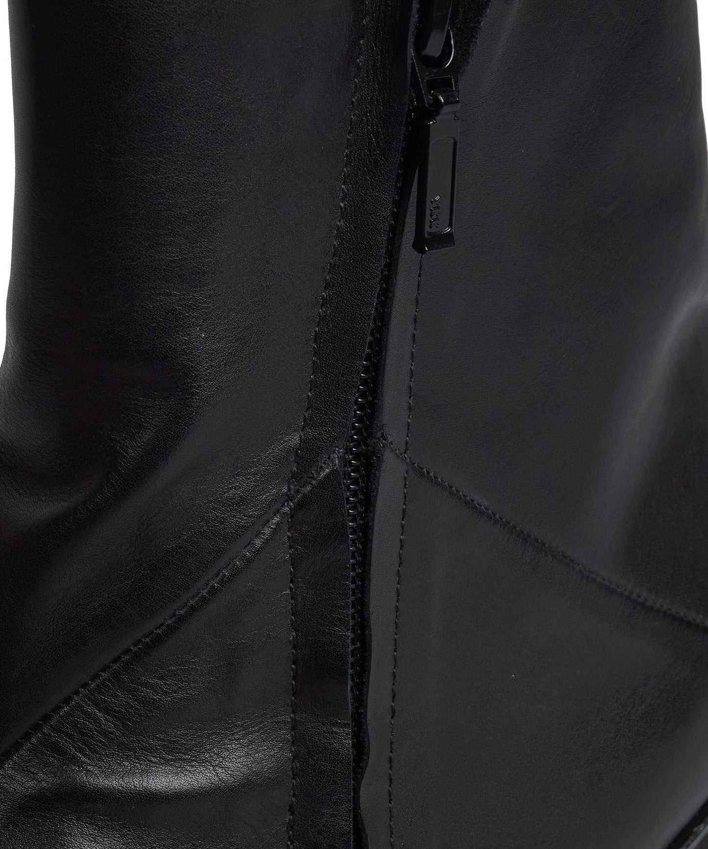 レイヤードヒールブーツ