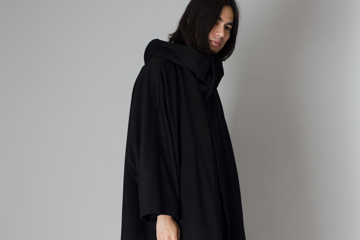 NO ID.OFFICIAL WEB STORE / ITEM FOCUS-MELTON HOODED PONCHO